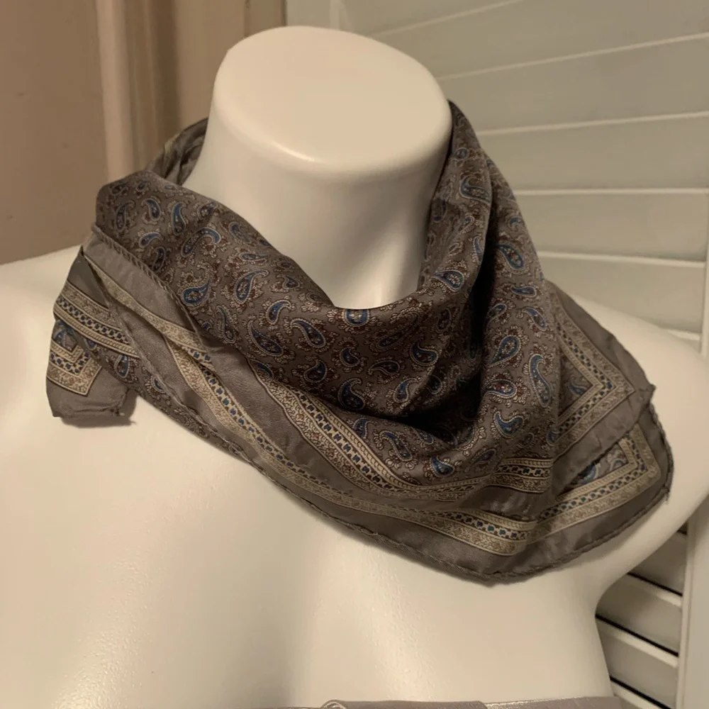 Dior scarf